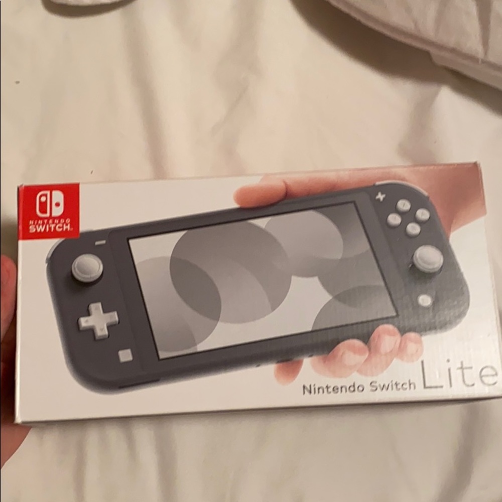 Nintendo Switch Lite. WILLING TO NEGOTIATE